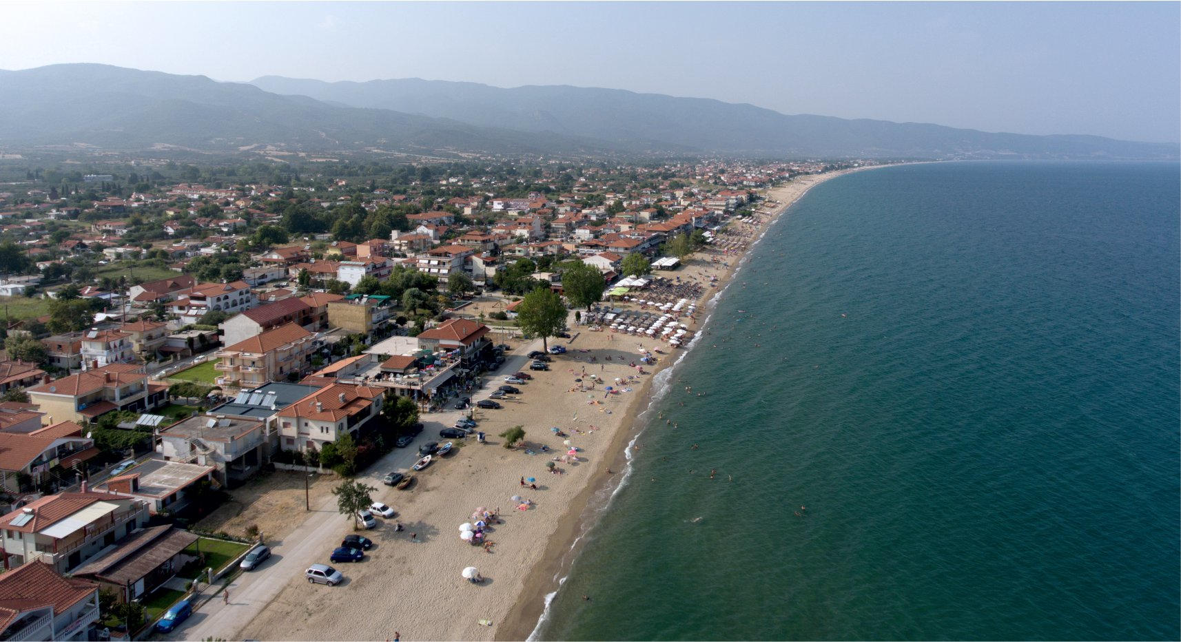 Εναέρια εικόνα της ακτογραμμής του Σταυρού.